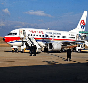 稻城亚丁机场快递航空快运业稳步发展的原因是什么？